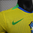 Camiseta hombre Selección Brasil temporada 2025 2026 primera equipación amarilla versión jugador auténtica tejido técnico calidad 1.1 oficial, Brasil 2025, Camiseta Brasil jugador, Brasil Authentic 25/26, Camiseta amarilla Brasil, Camiseta barata Brasil, Calidad 1.1 Brasil, Copa del Mundo 2026, Tienda Hincha Futbolero, Joga Bonito, Bloke Core Brasil.