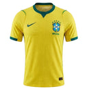 Camiseta Brasil primera equipación 2026 2027 hombre amarilla versión jugador auténtica calidad 1.1 oficial Tienda Hincha Futbolero Brasil Player Jersey, Camiseta Brasil 2026, Brasil Player Version, Camiseta auténtica Brasil, Equipación Brasil jugador, Comprar jersey Brasil 2026, Calidad 1.1 premium, CBF oficial, Jersey mundial 2026 auténtico, Ropa de fútbol Brasil Slim Fit.