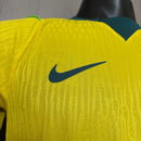 Camiseta Brasil primera equipación 2026 2027 hombre amarilla versión jugador auténtica calidad 1.1 oficial Tienda Hincha Futbolero Brasil Player Jersey, Camiseta Brasil 2026, Brasil Player Version, Camiseta auténtica Brasil, Equipación Brasil jugador, Comprar jersey Brasil 2026, Calidad 1.1 premium, CBF oficial, Jersey mundial 2026 auténtico, Ropa de fútbol Brasil Slim Fit.