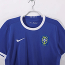 CCamiseta Brasil Segunda Equipación 2006/07 Hombre Retro Oficial Azul - Brasil, Brazil, Selecao, Canarinha, CBF, Mundial 2006, Alemania 2006, Nike, Ronaldinho, Kaka, Ronaldo, Adriano, Roberto Carlos, 2006, 2007, Retro, Vintage, Camiseta Clásica, Segunda Equipación, Away Kit, Azul, Blue, Hombre, Men, Camiseta de Hombre, Tienda Hincha Futbolero, Fútbol Sudamericano