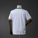 Camiseta Camerún segunda equipación 2026 2027 hombre visitante versión hincha calidad 1.1 oficial Tienda Hincha Futbolero Cameroon Away Jersey, Camiseta Camerún 2026, Cameroon Away Jersey, Camiseta visitante Camerún, Equipación Camerún hombre, Comprar jersey Camerún 2026, Calidad 1.1 premium, FECAFOOT oficial, Jersey mundial 2026, Ropa de fútbol África.