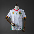 Camiseta Camerún segunda equipación 2026 2027 hombre visitante versión hincha calidad 1.1 oficial Tienda Hincha Futbolero Cameroon Away Jersey, Camiseta Camerún 2026, Cameroon Away Jersey, Camiseta visitante Camerún, Equipación Camerún hombre, Comprar jersey Camerún 2026, Calidad 1.1 premium, FECAFOOT oficial, Jersey mundial 2026, Ropa de fútbol África.