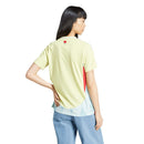Camiseta España femenina segunda equipación 2024 2025 mujer amarilla corte entallado vista frontal escudo oficial RFEF jersey fútbol femenino alternativo 24/25.
