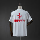 Ferrari F1 2025, Camiseta Ferrari blanca, Ropa Ferrari barata, Scuderia Ferrari Team, Camiseta Ferrari 2025, Calidad 1.1 Ferrari, Regalo Fórmula 1, Tienda Hincha Futbolero, F1 White Edition, Motorsport Style.