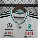 Camiseta hombre Mercedes-AMG F1 Team temporada 2025 edición Adidas blanca logotipos oficiales calidad 1.1 premium, Mercedes F1 2025, Camiseta Mercedes Adidas, Ropa Fórmula 1 blanca, Mercedes AMG Petronas, Camiseta Russell 2025, Calidad 1.1 F1, Racing Wear blanca, Tienda Hincha Futbolero, Mercedes White Tee 2025