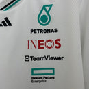 Camiseta hombre Mercedes-AMG F1 Team temporada 2025 edición Adidas blanca logotipos oficiales calidad 1.1 premium, Mercedes F1 2025, Camiseta Mercedes Adidas, Ropa Fórmula 1 blanca, Mercedes AMG Petronas, Camiseta Russell 2025, Calidad 1.1 F1, Racing Wear blanca, Tienda Hincha Futbolero, Mercedes White Tee 2025