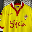 Camiseta hombre Sporting de Gijón temporada 2015 2016 segunda equipación amarilla detalles rojos retro calidad 1.1 premium Tienda Hincha Futbolero. Sporting Gijon 2015, Sporting Gijon 2016, Camiseta Sporting amarilla, Ropa Gijon retro, Camiseta Sporting visitante, Calidad 1.1 Gijon, El Molinon Retro, Tienda Hincha Futbolero, Gijon Retro Jersey 15/16.