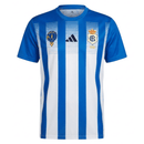 Camiseta Huelva Primera Equipación 26/27 Hombre Oficial - Recreativo de Huelva, Huelva, Recre, El Decano, Nuevo Colombino, Andalucia, Primera Federacion, Spanish Football, Camiseta Oficial, Primera Equipacion, Home Kit, Hombre, Men, Camiseta de Hombre, Blanco, White, Azul, Blue, Albiazul, 2026, 2027, Tienda Hincha Futbolero, Futbol Espanol