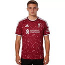 Camiseta Liverpool FC Primera Equipación 26/27 Hombre - TIENDA HINCHA FUTBOLERO. Liverpool FC, LFC, Reds, 26/27, Primera Equipación, Rojo, Camiseta oficial, Premier League, Anfield, You'll Never Walk Alone, Tienda Hincha Futbolero, Exclusivo