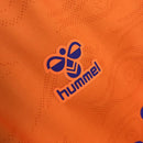 Málaga CF 2026, Camiseta Málaga oficial, Tercera equipación Málaga, Ropa oficial Málaga CF, Camiseta fútbol hombre, Regalo fútbol hombre Málaga, Camiseta alternativa España, Jersey Málaga 25/26, Malaguista lifestyle kit, Comprar camiseta barata, Tienda Hincha Futbolero.