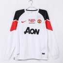 Camiseta retro hombre Manchester United temporada 2010 2011 segunda equipación blanca manga larga calidad 1.1 premium oficial red devils. Manchester United 2010, Camiseta Manchester United manga larga, Camiseta Rooney 2011, Ropa Manchester United barata, Camisetas retro Premier League, Calidad 1.1 Man Utd, Tienda Hincha Futbolero, Manchester United White Retro Jersey.