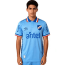 Camiseta hombre Club Nacional de Football Uruguay temporada 2026 2027 cuarta equipación azul escudo bordado calidad 1.1 oficial, Nacional Uruguay 2026, Camiseta Nacional azul, Nacional 2027, El Bolso, Camiseta tricolor, Calidad 1.1 Nacional, Nacional de Montevideo, Tienda Hincha Futbolero, Nacional Uruguay Fourth Jersey.