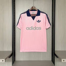 Camiseta polo hombre portero Adidas oficial rosa neón fútbol técnica transpirable guardameta entrenamiento estilo moderno arquero.
