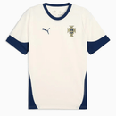 Camiseta oficial de entrenamiento de la selección de Portugal temporada 2025 2026 color blanco para hombre de Tienda Hincha Futbolero, Camiseta entrenamiento Portugal, Portugal 2025/26, Ropa entrenamiento Portugal, Camiseta blanca Portugal, Comprar camiseta Portugal hombre, Calidad premium Portugal, Portugal selección nacional, Entrenamiento fútbol pro, Seleção das Quinas.