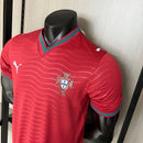 Camiseta hombre selección Portugal versión jugador primera equipación roja temporada 2026 2027 calidad 1.1 oficial, Portugal 2026, Camiseta Portugal versión jugador, Camiseta Portugal authentic, Camiseta Cristiano 2026, Equipación Portugal barata, Calidad 1.1 Portugal, Tienda Hincha Futbolero, Copa del Mundo 2026, Bloke Core 2026, Camiseta Portugal slim fit, Jersey Portugal 26/27.