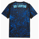 Camiseta hombre RB Leipzig temporada 2026 2027 edición especial azul fútbol técnica transpirable Bundesliga pro.