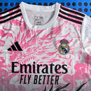 Camiseta hombre Real Madrid edición especial dragón blanco y rosa temporada 2025 2026 calidad 1.1 oficial, Real Madrid Dragón 2025, Camiseta Real Madrid especial rosa, Camiseta dragón blanca Madrid, Camiseta Real Madrid barata, Calidad 1.1 Merengue, Tienda Hincha Futbolero, La Liga 2026, Bloke Core Madrid, Dragón Blanco y Rosa, Regalo fútbol hombre Madrid, Jersey Real Madrid edición especial.