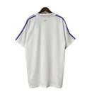 Camiseta hombre Real Madrid temporada 1984 1985 primera equipación blanca cuello polo retro calidad 1.1 premium Quinta del Buitre Tienda Hincha Futbolero. Real Madrid 1984, Real Madrid 1985, Camiseta Madrid blanca, Ropa Real Madrid retro, Camiseta Madrid 80s, Calidad 1.1 Madrid, Butragueño 85, Tienda Hincha Futbolero, Real Madrid Retro Jersey 84/85.