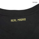 Camiseta hombre Real Madrid temporada 2011 2012 segunda equipación negra manga larga detalles dorados retro calidad 1.1 premium Tienda Hincha Futbolero. Real Madrid 2011, Real Madrid 2012, Camiseta Madrid negra, Ropa Real Madrid retro, Camiseta Madrid manga larga, Calidad 1.1 Madrid, Cristiano Ronaldo 2012, Tienda Hincha Futbolero, Real Madrid Retro Jersey 11/12.
