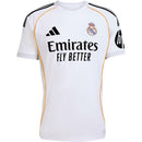 Camiseta Real Madrid Primera Equipación 25/26 Hombre - TIENDA HINCHA FUTBOLERO