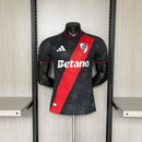 Camiseta River Plate Edición Especial 26/27 Versión Jugador Negra - TIENDA HINCHA FUTBOLERO