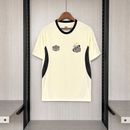 Camiseta Santos Entrenamiento 26/27 Hombre - Santos, Santos FC, Peixe, Vila Belmiro, Entrenamiento, Training, Practica, Hombre, Men, Camiseta de Hombre, Beige, Sand, Santos 26/27, Tienda Hincha Futbolero, Fútbol Brasileño, camisa treino santos 2026 bege oficial neymar jr