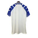 Camiseta hombre CD Tenerife temporada 1997 1998 primera equipación blanca detalles azules retro calidad 1.1 premium Tienda Hincha Futbolero. Tenerife 1997, Tenerife 1998, Camiseta Tenerife retro, Ropa CD Tenerife clásica, Camiseta Tenerife blanca, Calidad 1.1 Tenerife, Heliodoro Retro, Tienda Hincha Futbolero, Tenerife Retro Jersey 97/98.