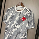 Camiseta Vasco da Gama Pre-Partido 26/27 Hombre - Vasco da Gama, CR Vasco da Gama, Gigante da Colina, Cruzmaltino, São Januário, Pre-Partido, Pre-Match, Calentamiento, Hombre, Men, Camiseta de Hombre, Gris, Grey, Vasco 26/27, Tienda Hincha Futbolero, Fútbol Brasileño, camisa vasco treino 2026 cinza oficial torcedor masculina
