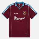 Camiseta West Ham Primera Equipación 1999/01 Hombre Retro Oficial Fila - West Ham, West Ham United, Hammers, Boleyn Ground, Upton Park, Premier League, English Football, Fila, Di Canio, Paolo Di Canio, Frank Lampard, Rio Ferdinand, 1999, 2000, 2001, Retro, Vintage, Camiseta Clásica, Primera Equipación, Home Kit, Claret y Azul, Granate, Wine, Celeste, Blue, Dr. Martens, Hombre, Men, Camiseta de Hombre, Tienda Hincha Futbolero, Fútbol Inglés