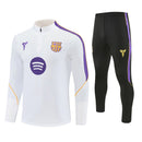 Chándal Barcelona 26/27 Sudadera Blanca y Pantalón Negro - TIENDA HINCHA FUTBOLERO