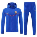 Chándal hombre FC Barcelona 2025 2026 conjunto completo chaqueta cortaviento azul y pantalón largo de entrenamiento oficial fútbol culé 25/26 cortavientos ligero.