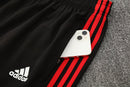 Chándal hombre Bayern Munich temporada 2025 2026 chaqueta cortaviento bordó y pantalón negro entrenamiento calidad 1.1 premium oficial bávaro.Bayern Munich 2025, Chándal Bayern bordó, Cortaviento Bayern negro, Ropa Bayern barata, Entrenamiento Bayern 25/26, Calidad 1.1 Bayern Munich, Bundesliga Gear, Tienda Hincha Futbolero, Bayern Munich Burgundy Tracksuit.