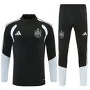 Chándal hombre selección española sudadera y pantalón negro y blanco entrenamiento temporada 2026 2027 calidad 1.1 oficial, España 2026, Chándal España negro, Ropa entrenamiento España, Equipación España barata, Calidad 1.1 RFEF, Tienda Hincha Futbolero, Lamine Yamal 2026, Bloke Core España, Sudadera España negra, Regalo fútbol mundial 2026.