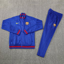 Barcelona 2025, Chándal Barça azul, Ropa oficial FC Barcelona, Conjunto Barcelona 24/25, Tracksuit Barça oficial, Regalo fútbol Barcelona, Chándal azul La Liga, Equipación Camp Nou 2025, Barça lifestyle kit, Comprar chándal Barcelona barato.
