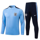 Selección Inglesa, England, Tres Leones, Three Lions, Chándal, Tracksuit, Sudadera, Pantalón Largo, Azul, Azul Marino, Inglaterra 2026/2027, Tienda Hincha Futbolero, Ropa Térmica, Fútbol Internacional