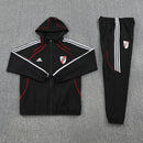 Chándal hombre River Plate temporada 2025 2026 oficial negro chaqueta cortaviento y pantalón fútbol técnica transpirable millonario.