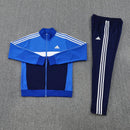 Conjunto chándal y pantalón hombre Adidas color azul diseño clásico tres rayas calidad 1.1 oficial, Chándal Adidas, Conjunto Adidas hombre, Adidas azul, Ropa deportiva barata, Chándal calidad 1.1, Adidas Tracksuit, Moda deportiva hombre, Tienda Hincha Futbolero, Conjunto azul entrenamiento.