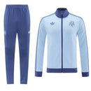Chándal hombre selección Argentina chaqueta y pantalón azul temporada 2025 2026 calidad 1.1 oficial tres estrellas, Chándal Argentina 2025, Conjunto Argentina azul, Ropa de paseo Argentina, Chándal Messi 25/26, Calidad 1.1 Albiceleste, Tienda Hincha Futbolero, Entrenamiento fútbol Argentina, Bloke Core 2026, Chándal Argentina barato, Regalo fútbol hombre Argentina.