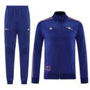 Chándal hombre Arsenal entrenamiento temporada 2025 2026 chaqueta y pantalón largo color azul marino calidad 1.1 oficial, Arsenal 2025, Chándal Arsenal azul marino, Conjunto Arsenal 25/26, Chaqueta Arsenal Londres, Ropa barata Arsenal FC, Calidad 1.1 Arsenal, Moda deportiva 2026, Tienda Hincha Futbolero, North London Forever, Bloke Core Arsenal.