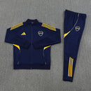 Chándal hombre Boca Juniors temporada 2025 2026 oficial azul marino chaqueta y pantalón fútbol técnica transpirable Xeneize La Bombonera.