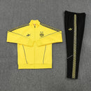 Chándal hombre Borussia Dortmund temporada 2025 2026 conjunto sudadera amarilla y pantalón largo negro calidad 1.1 premium oficial.
