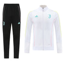 Chándal hombre Juventus temporada 2025 2026 conjunto sudadera blanca y pantalón largo negro calidad 1.1 premium oficial.