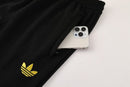 Chándal oficial de entrenamiento Juventus temporada 2025 2026 chaqueta con capucha y pantalón negro para hombre de Tienda Hincha Futbolero, Chándal Juventus 2025/26, Conjunto Juventus hombre, Ropa entrenamiento Juventus, Juventus negro chándal, Chaqueta Juventus con capucha, Comprar chándal Juventus oficial, Calidad premium bianconeri, Moda Turín fútbol, Juventus 2026.