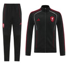 Chándal hombre Liverpool FC temporada 2025 2026 conjunto negro sudadera y pantalón largo calidad 1.1 premium oficial.