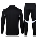 Chándal hombre Liverpool FC temporada 2025 2026 conjunto oficial chaqueta y pantalón negro fútbol técnica transpirable Reds Anfield.
