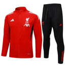 Chándal hombre Liverpool FC temporada 2025 2026 conjunto oficial chaqueta roja pantalón negro fútbol técnica transpirable Reds Anfield.