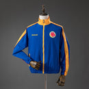 Chaqueta retro Colombia 1998 hombre azul y naranja sin capucha de paseo del mundial calidad 1.1 premium Tienda Hincha Futbolero Colombia Track Jacket Vintage Valderrama,Chaqueta retro Colombia, Chaqueta Colombia azul, Chaqueta Colombia 1998, Campera clásica Colombia naranja, Comprar chaqueta antigua Colombia, Calidad 1.1 premium retro, Colombia Valderrama chaqueta, Ropa casual fútbol, Chaqueta pista Colombia sin capuz.