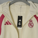 Chaqueta Cortavientos Real Madrid 26/27 Hombre Blanca - TIENDA HINCHA FUTBOLERO