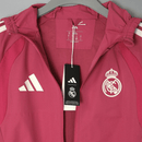 Chaqueta Cortavientos Real Madrid 26/27 Hombre Rosa - TIENDA HINCHA FUTBOLERO
