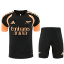 Conjunto Arsenal Entrenamiento 26/27 Camiseta y Pantalón - TIENDA HINCHA FUTBOLERO
